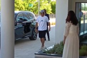 开云官网入口-新援到来！A费抵达马德里接受皇马体检，今晚正式亮相